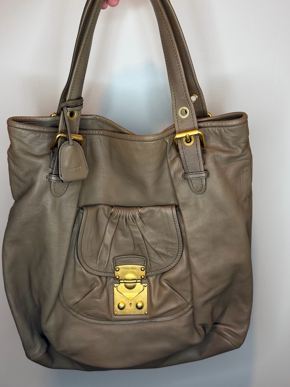 Miu Miu Light gray vitello lux Leather large tote crossbody Bag